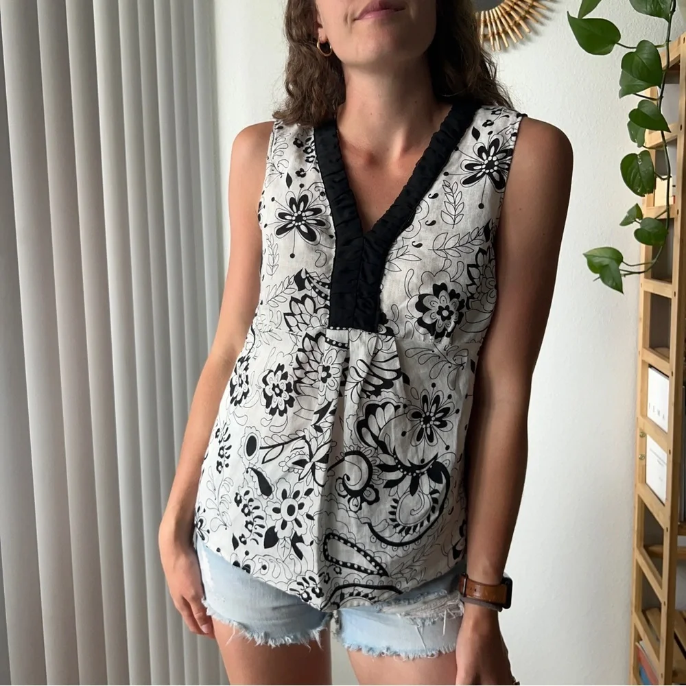 Vintage Y2k White Linen Sleeveless Blouse